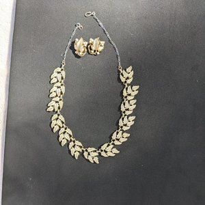 Necklace & Earring